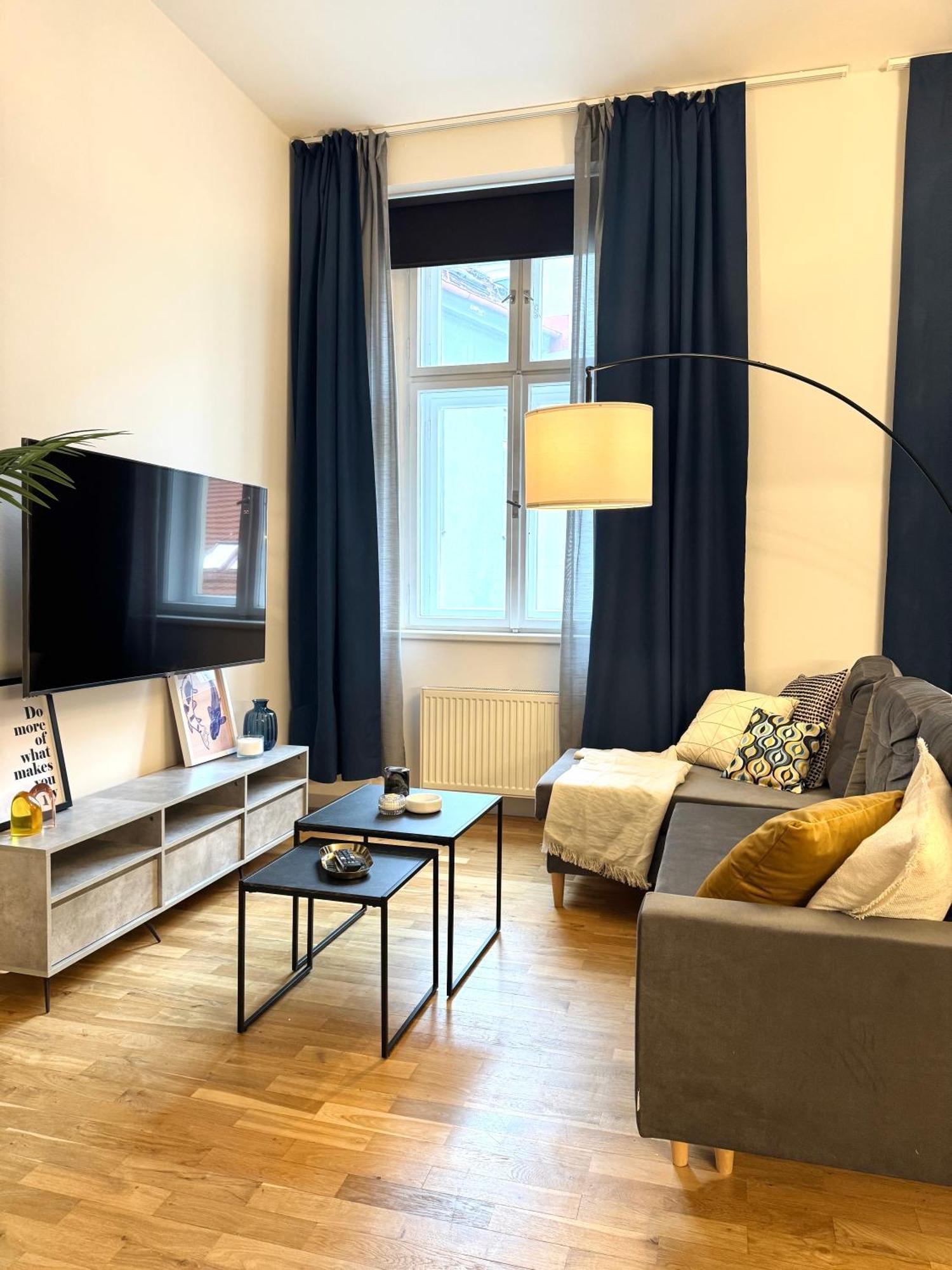 Royal Blue Wenceslas Apartment, * Prague